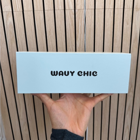 Wavy Chic Hair Styling Brush - Picture 5 of 5